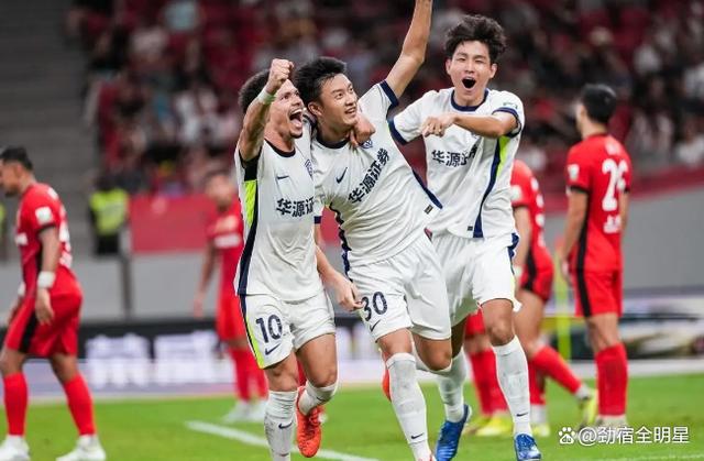 九游体育app-武汉三镇发布备战花絮，今夜刷新队史纪录，全明星赛任务艰巨，年轻球员得到机会的简单介绍